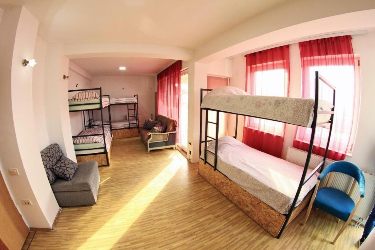 Golden Age Hostel Ohrid Exterior photo